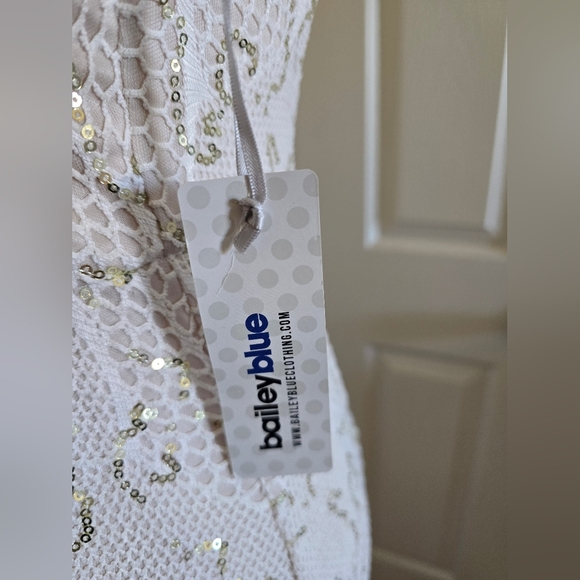 Strapless Sequin Lace Gown M Nude Maxi Formal Dress NWT - Picture 6 of 8